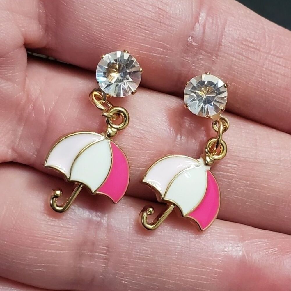 *Sale* Gold tone umbrella earrings